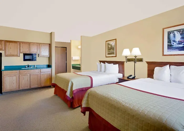 & Hotel 2*