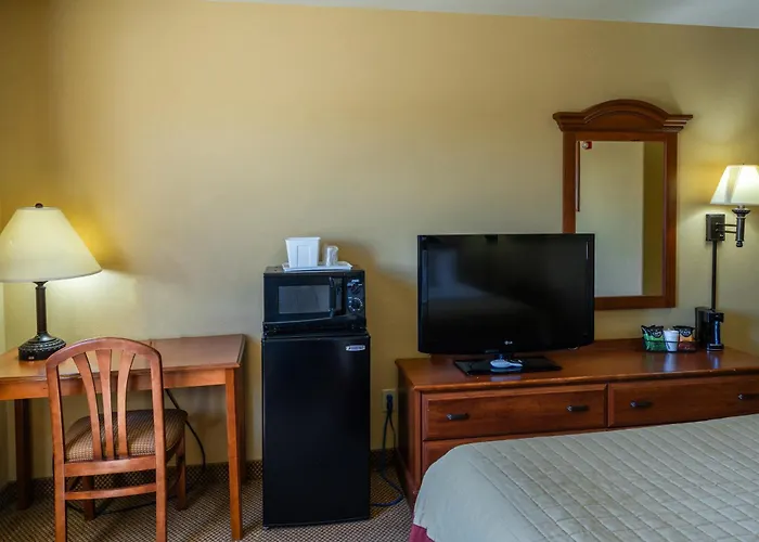 & Hotel 2*