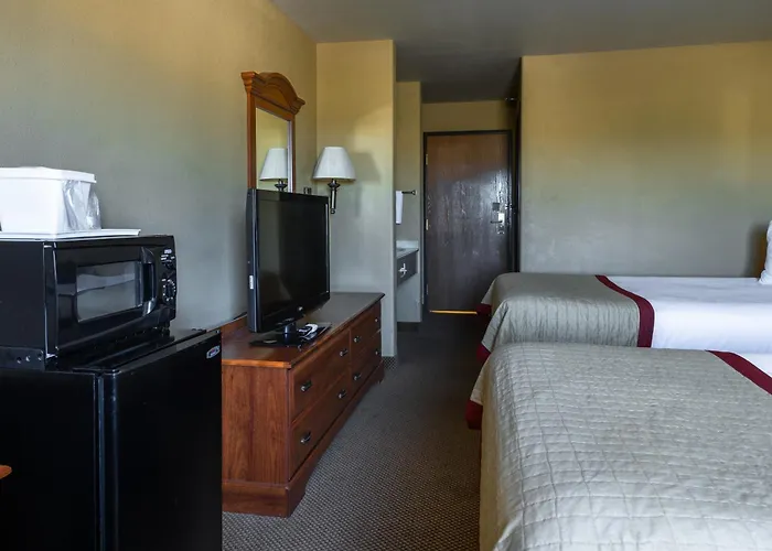 & Hotel Pinedale