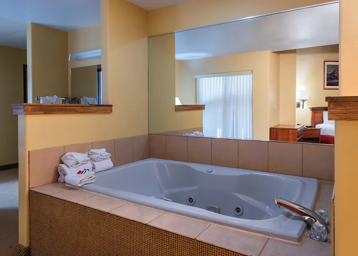 Hotel & 2*